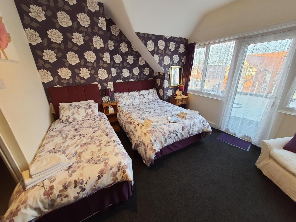 Caxton House Bed & Breakfast Skegness Exterior photo