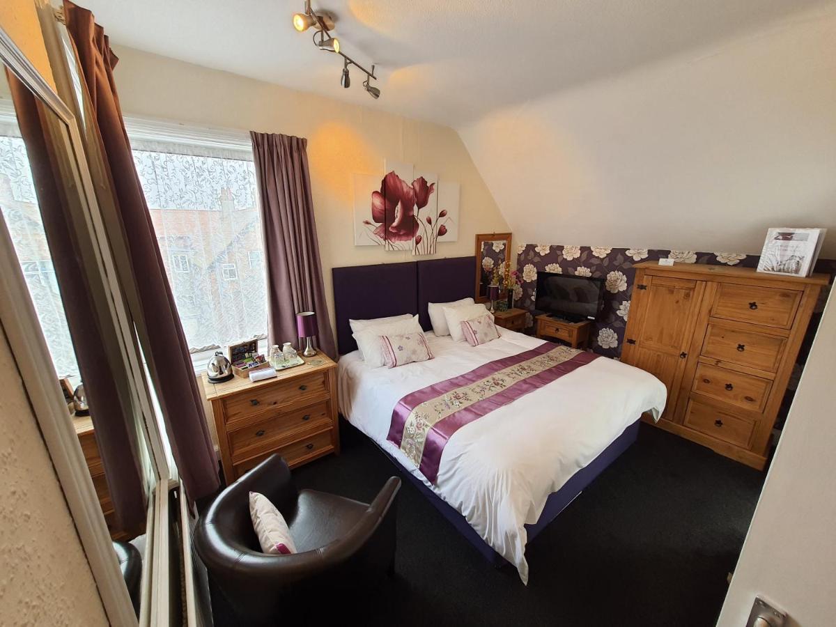 Caxton House Bed & Breakfast Skegness Exterior photo