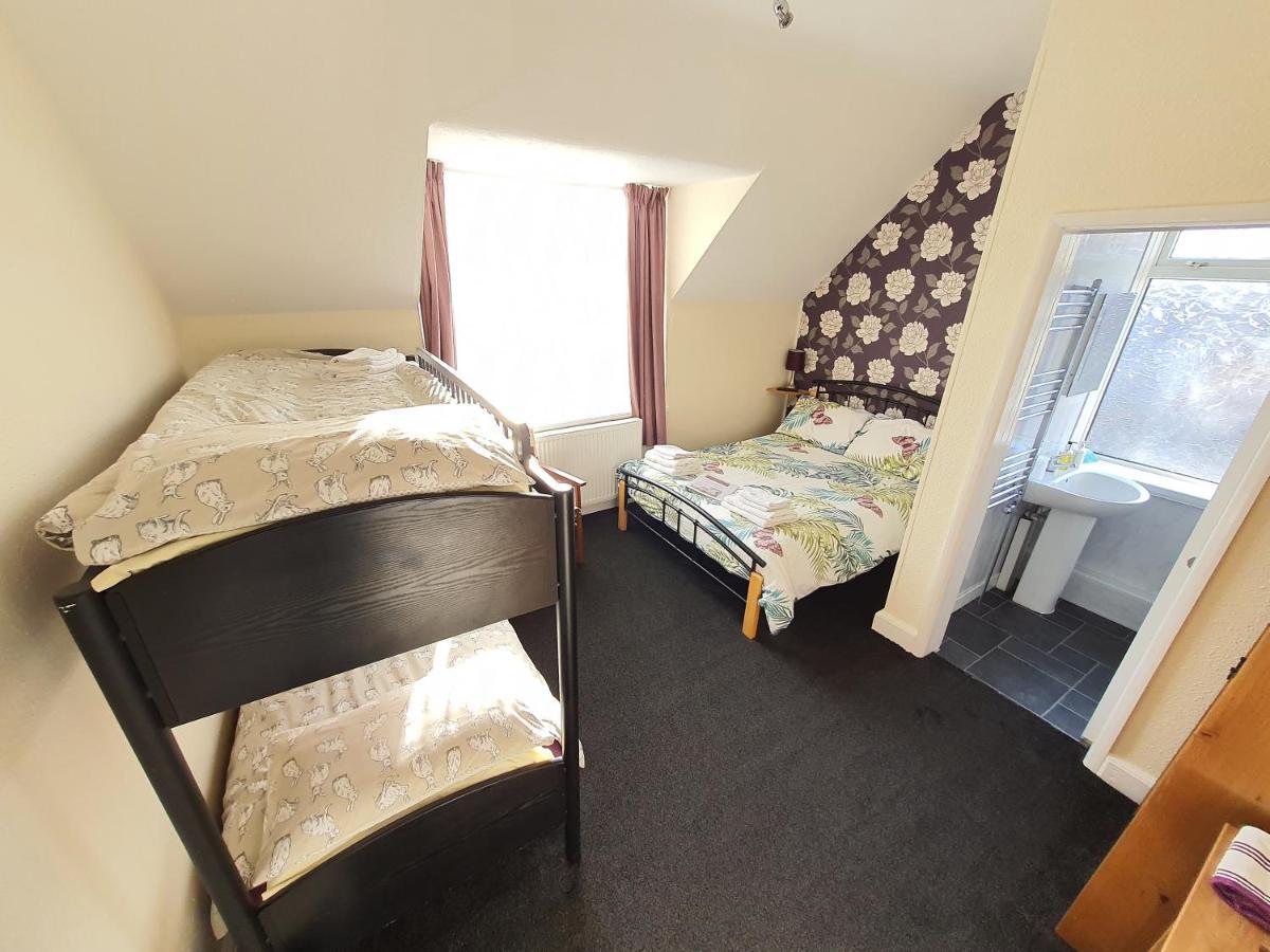 Caxton House Bed & Breakfast Skegness Exterior photo