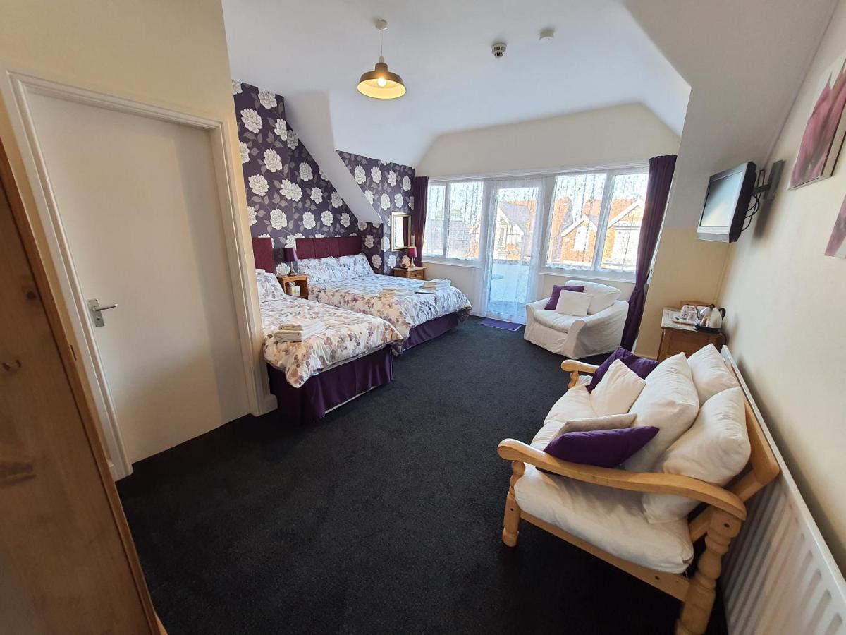 Caxton House Bed & Breakfast Skegness Exterior photo